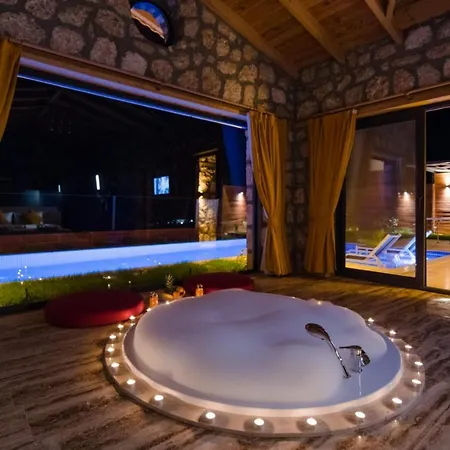 Nazar Villa